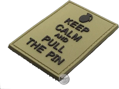 3D Abzeichen "Pull the Pin", aus Hartgummi, mit Klett - TAN